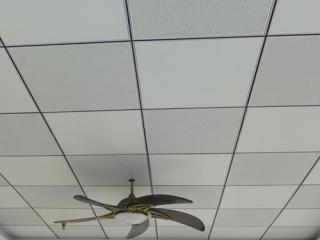 鋁合金扣板廠家直銷的-源藝牌防風鋁長條扣板的特點