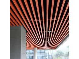 鋁方通吊頂為什么這么受歡迎？我們一起來看看鋁方通優點有哪些!